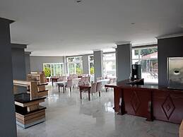 Moonstar Hotel