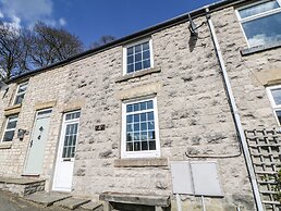 4 Alma Road