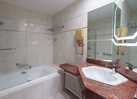 Best Western Plus Le Picardy Hotel & Spa