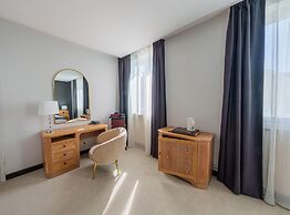 Best Western Plus Le Picardy Hotel & Spa