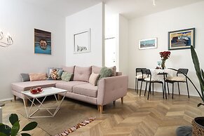 Mina Apartment