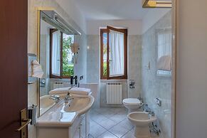 HOTEL   VILLA CAMPO ROSSO