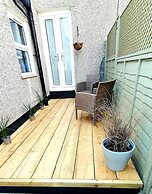 Lligwy House - Charming 3-bed House in Holyhead