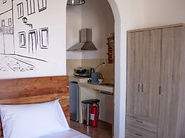 Dipolis Apartments