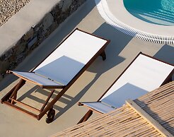 Dipolis Apartments