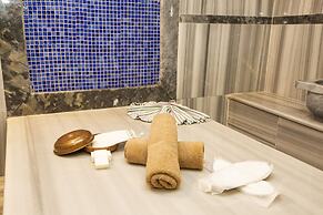 Taksim Leon's Hotel Cafe & Spa