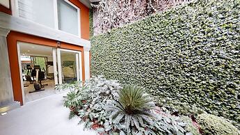 Casa Fontana Suites