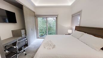 Casa Fontana Suites