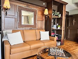 Woodstone Manor Inc.