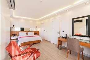 Maa Hotel and Suites