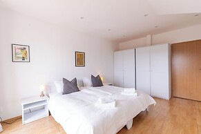 Villa-view, Pool, Bbq, Playground & Fire pit