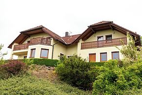 Villa-view, Pool, Bbq, Playground & Fire pit