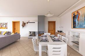 Villa-view, Pool, Bbq, Playground & Fire pit