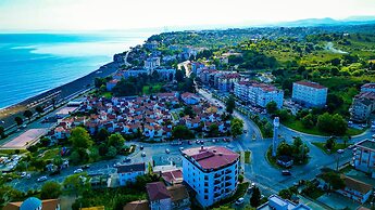 Ceneviz Suit Hotel