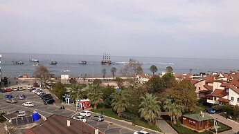 Ceneviz Suit Hotel