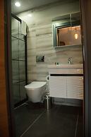 Ceneviz Suit Hotel
