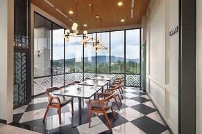 Luwansa Hotel & Convention Center Manado