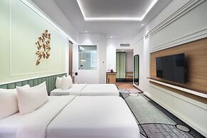 Luwansa Hotel & Convention Center Manado