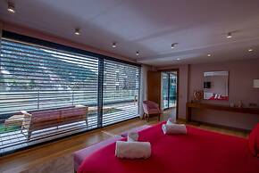 Luxury Apartment With Private Jacuzzi