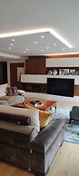 Luxury Apartment With Private Jacuzzi