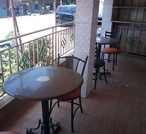 Pivot Hotel