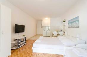 House Apartments Ariva