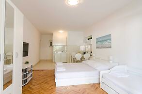 House Apartments Ariva