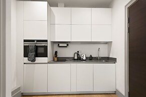 Charming 1-bed Apartment in Harrow