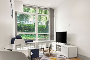 Charming 1-bed Apartment in Harrow
