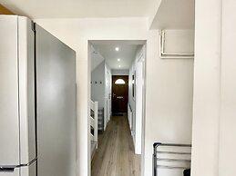 Comfy 3-bedroom House in Worksop