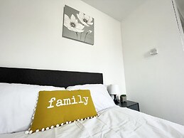 Comfy 3-bedroom House in Worksop