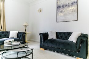 The Knightsbridge Park Tower Apt