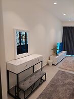 Luxury Furnished Apartment - Damac Tower