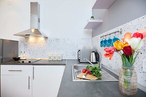Apartment Aria