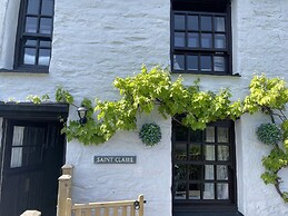 4 Trenhaile Terrace
