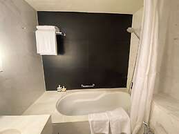 SuperHost EMAAR Residences Apartments - Address Dubai Mall