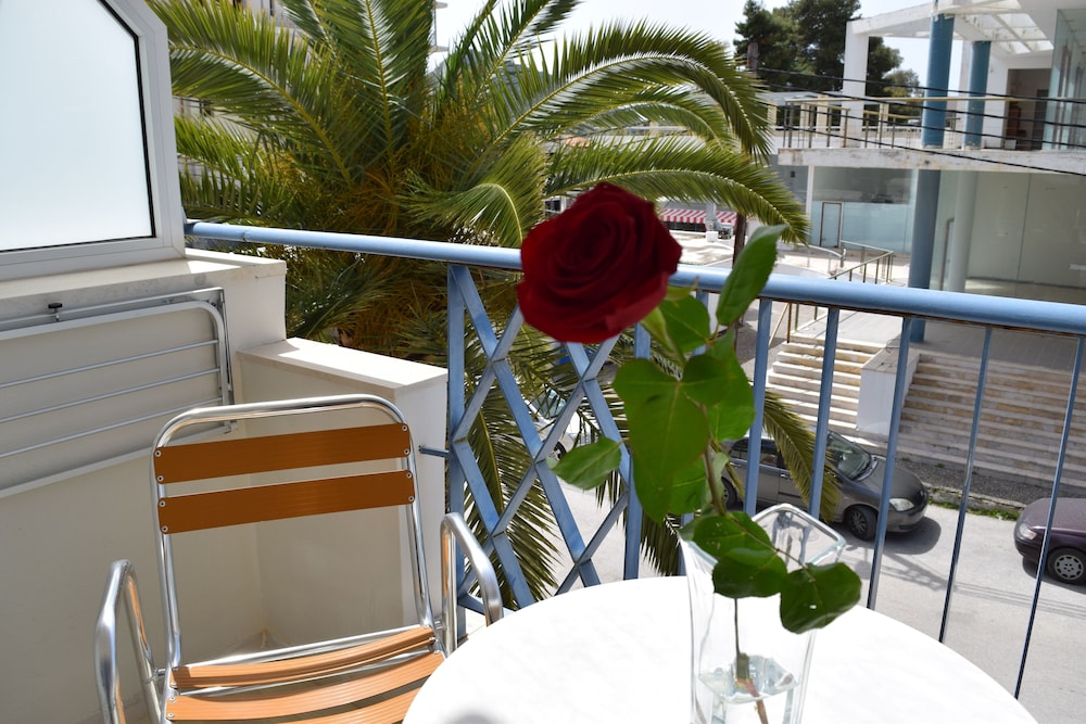 Hotel Serenity Tolo