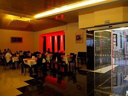 Nicholas Park Hotel