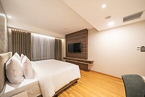 Platinum Hotel Tunjungan Surabaya