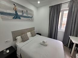 AYZ Silvela - Auto check-in property
