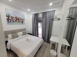 AYZ Silvela - Auto check-in property