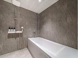 Brown Dot Hotel Eurwangri