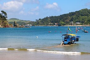 South Sands Hotel