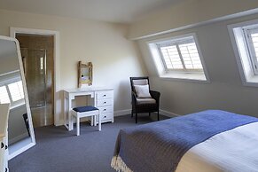 South Sands Hotel