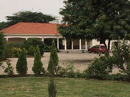 Karuma Travellers Hotel