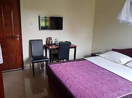 Karuma Travellers Hotel