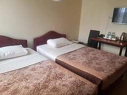 Karuma Travellers Hotel