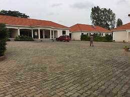 Karuma Travellers Hotel