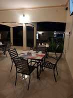 Karuma Travellers Hotel