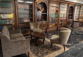HOTEL PLAZA 79